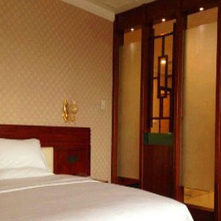Starway Hotel Guangzhou Xintang Branch ภายนอก รูปภาพ